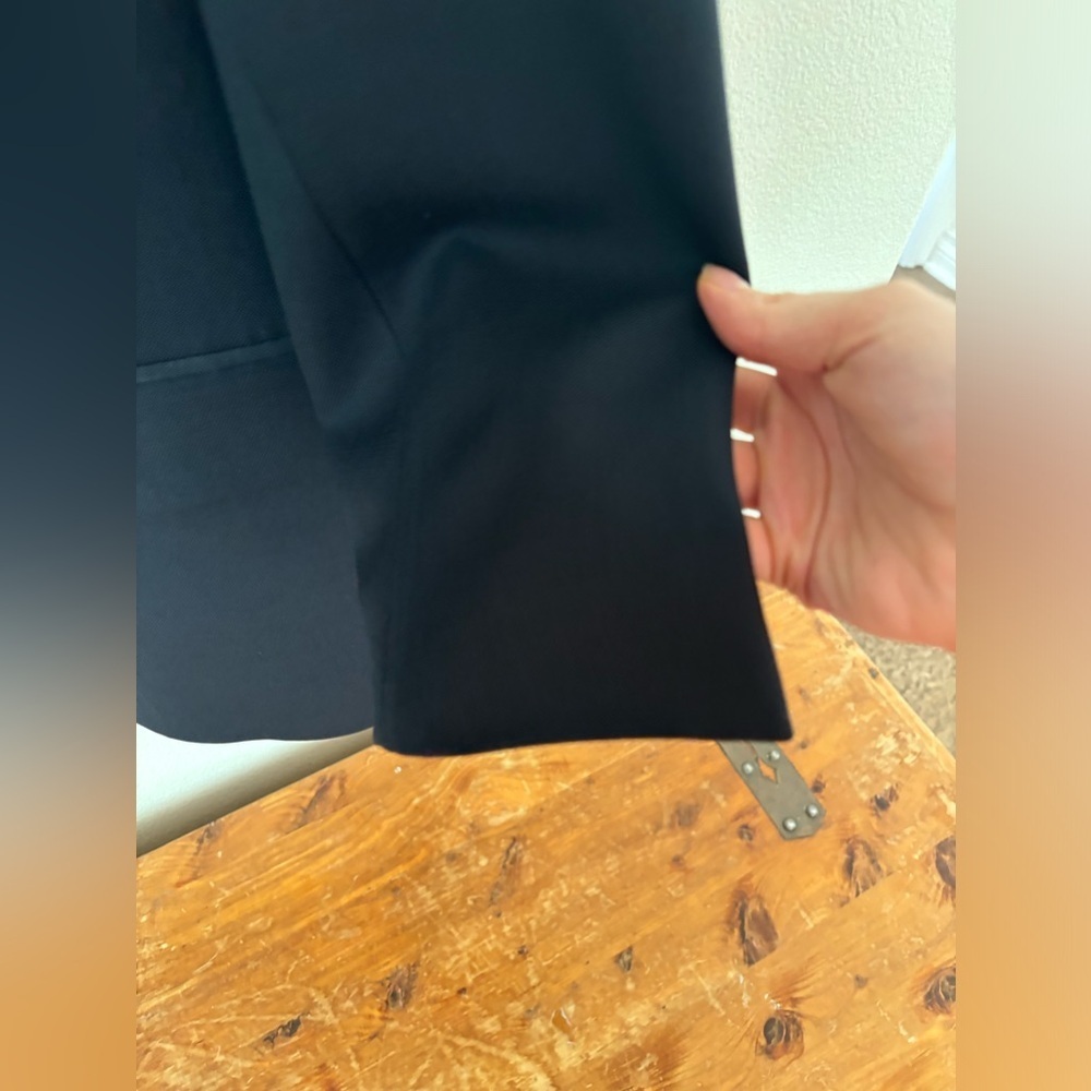 Joseph Abboud Navy Sport Coat - Picture 6 of 11